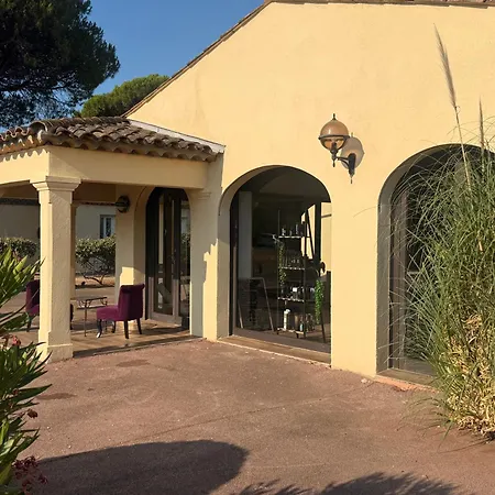 Σαλέ Stone & Bamboo Gassin