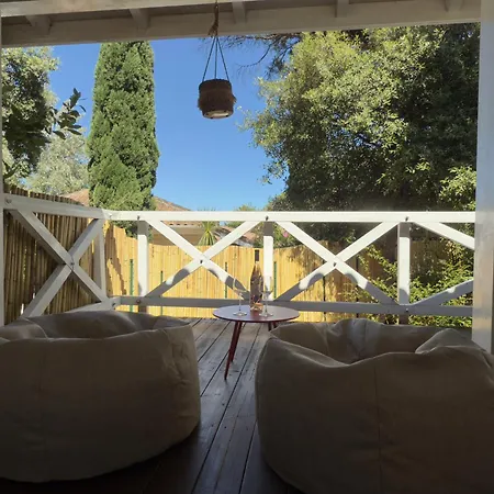 Σαλέ Stone & Bamboo